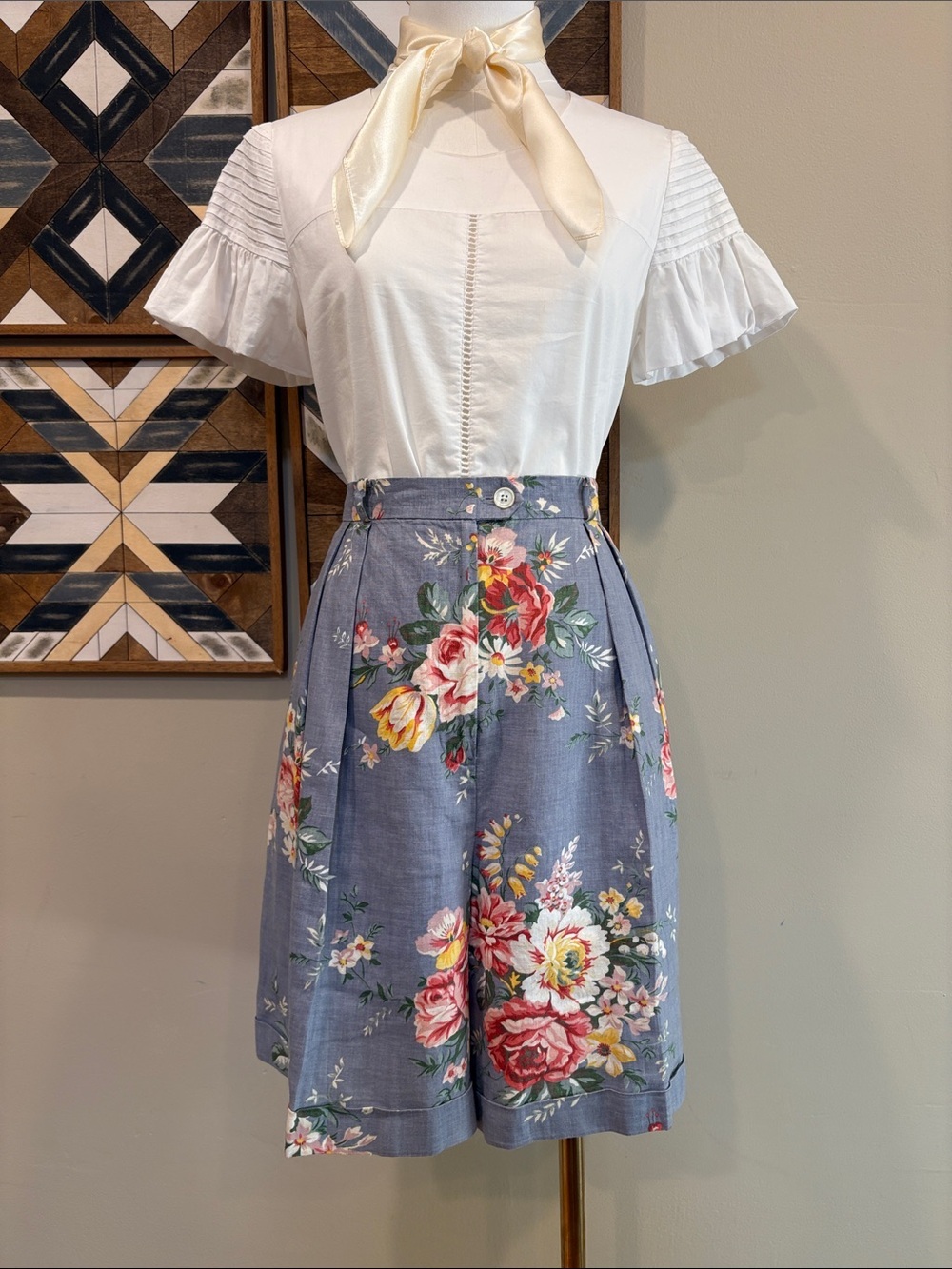 Vintage Lauren Ralph Lauren Floral Linen High-Waist Bermuda Shorts Medium Large